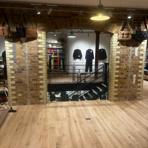 8DEA1035-2295-44D3-9801-A674E16F9BFD